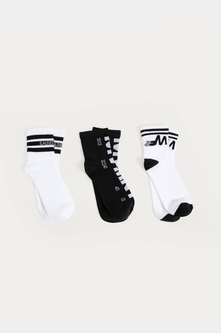 New Pack Of 3 Socks Accessories