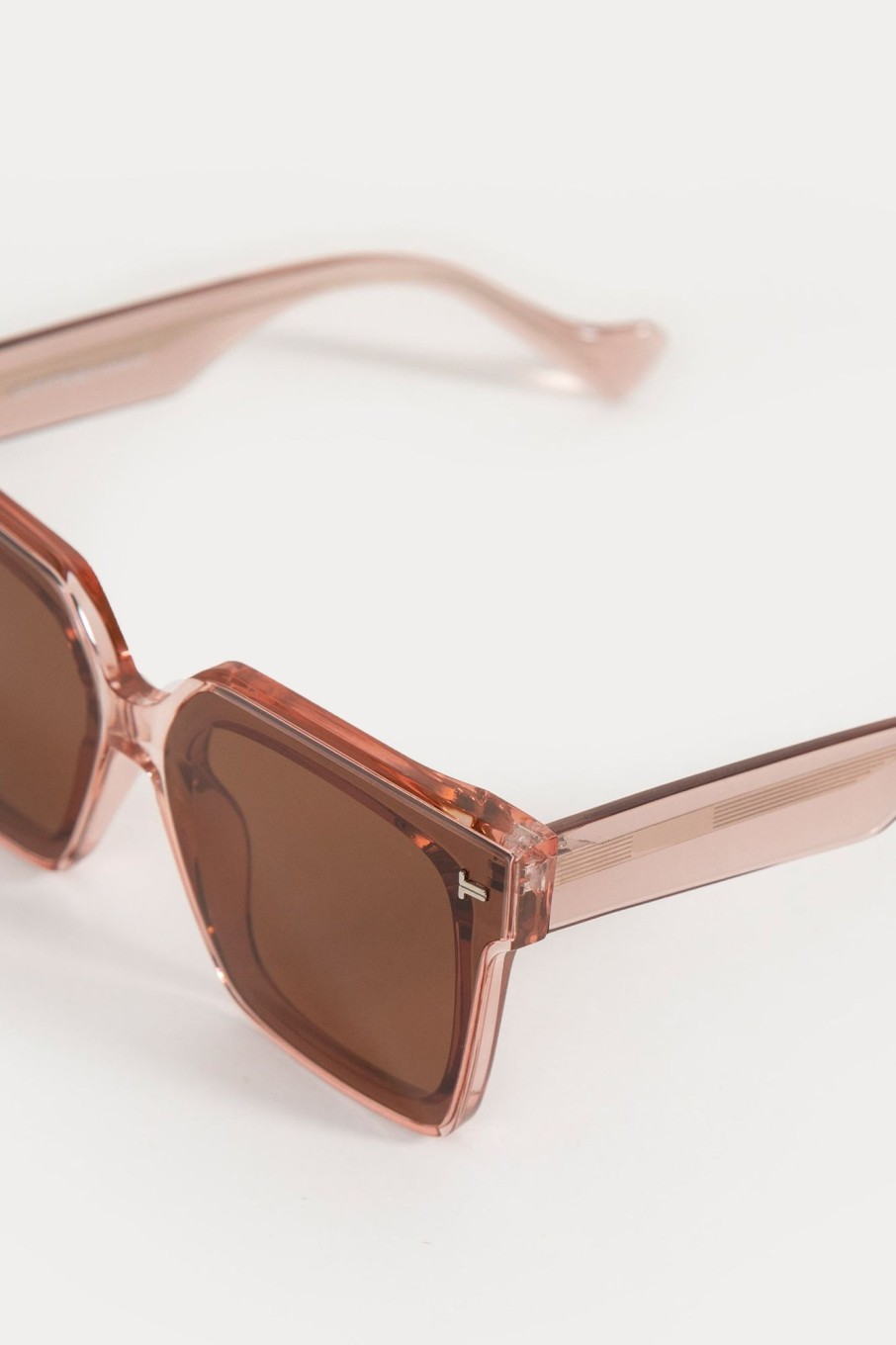 New Wayfarer Sunglasses Accessories