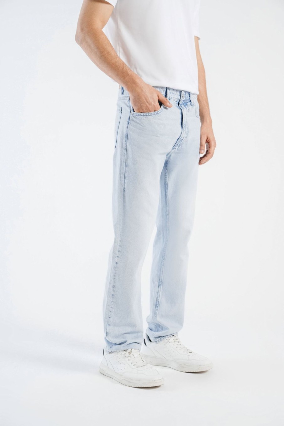 Clearance Standard Straight Jeans Jeans