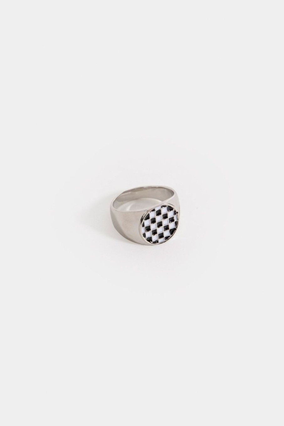 Wholesale Pack Of Checkered Rings Accessories